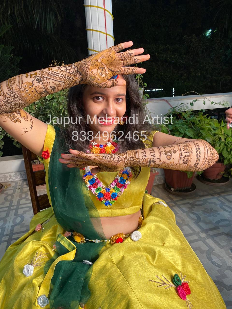 Dulhan Priyanka Gupta Mehendi Ceremony in Mansarovar, Jaipur